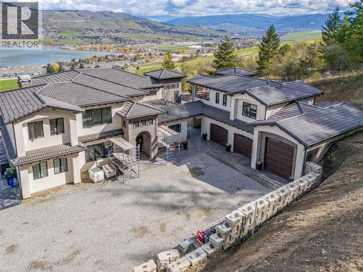 Property Photo: 164 Sunset Boulevard BC V1H 1T7