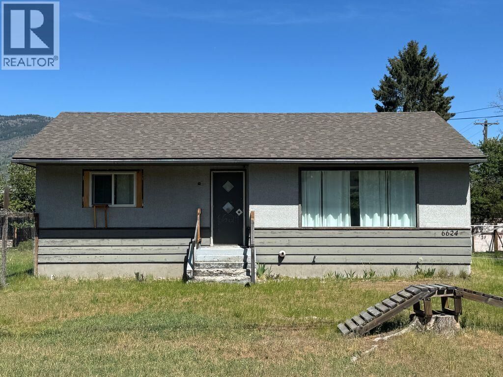 Property Photo: 6624 19th Street BC V0H 1H0