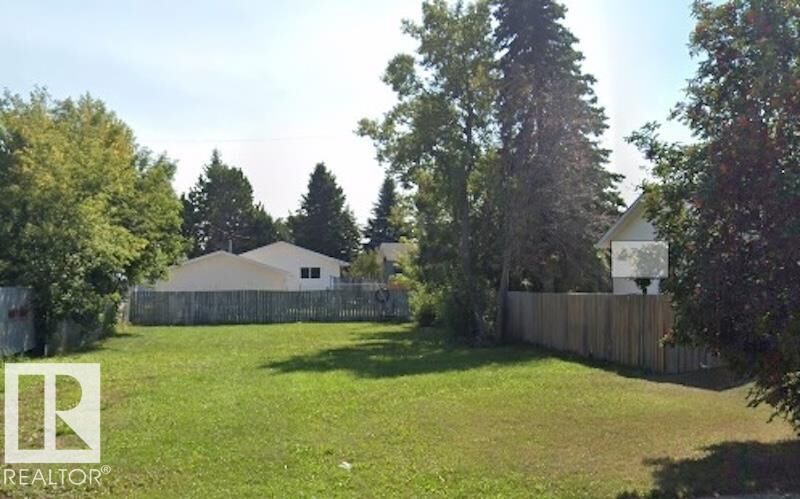 Property Photo:  4517 47 Avenue  AB T9A 0J1 