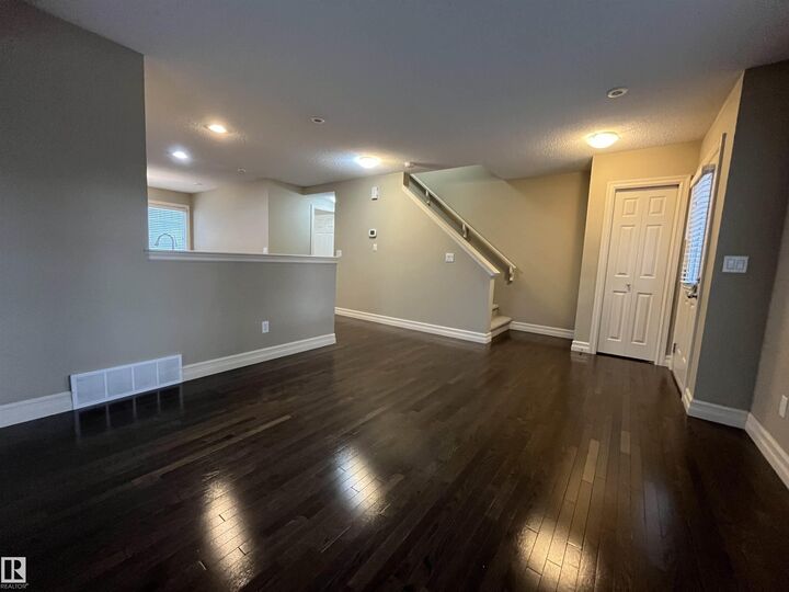 Property Photo:  2336 Aspen Trail 112  AB T8H 0J1 