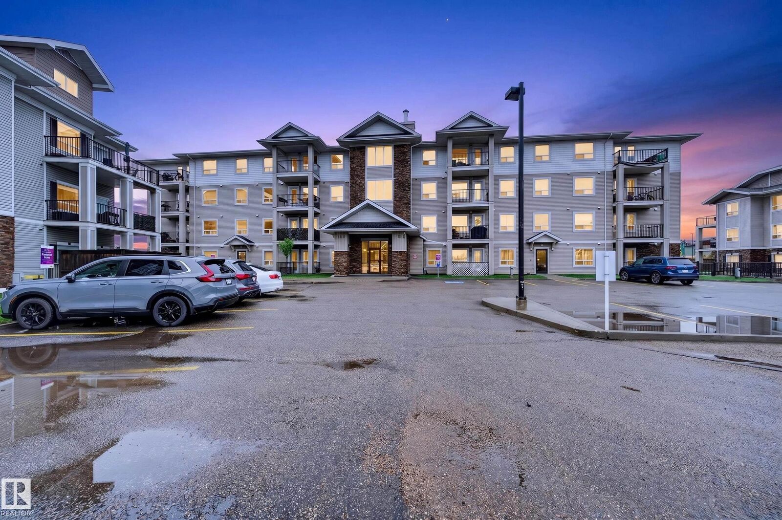 Photo de la propriété: 7343 South Terwillegar Drive NW 2402 AB T6R 0M2