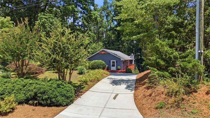 Property Photo: 2665 Brook Valley Drive GA 30041