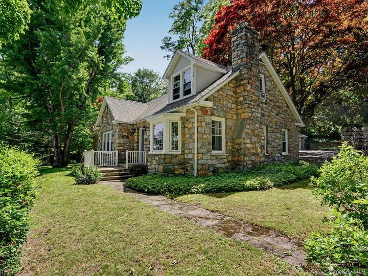 Property Photo:  729 Croton Falls Road  NY 10512 