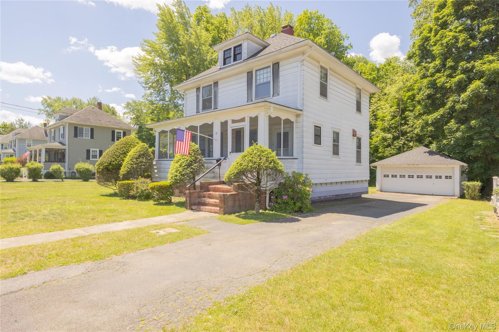 Property Photo:  97 N Serven Street  NY 10965 