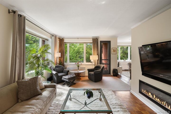 Property Photo:  16 Rockledge Avenue 2D-1  NY 10562 