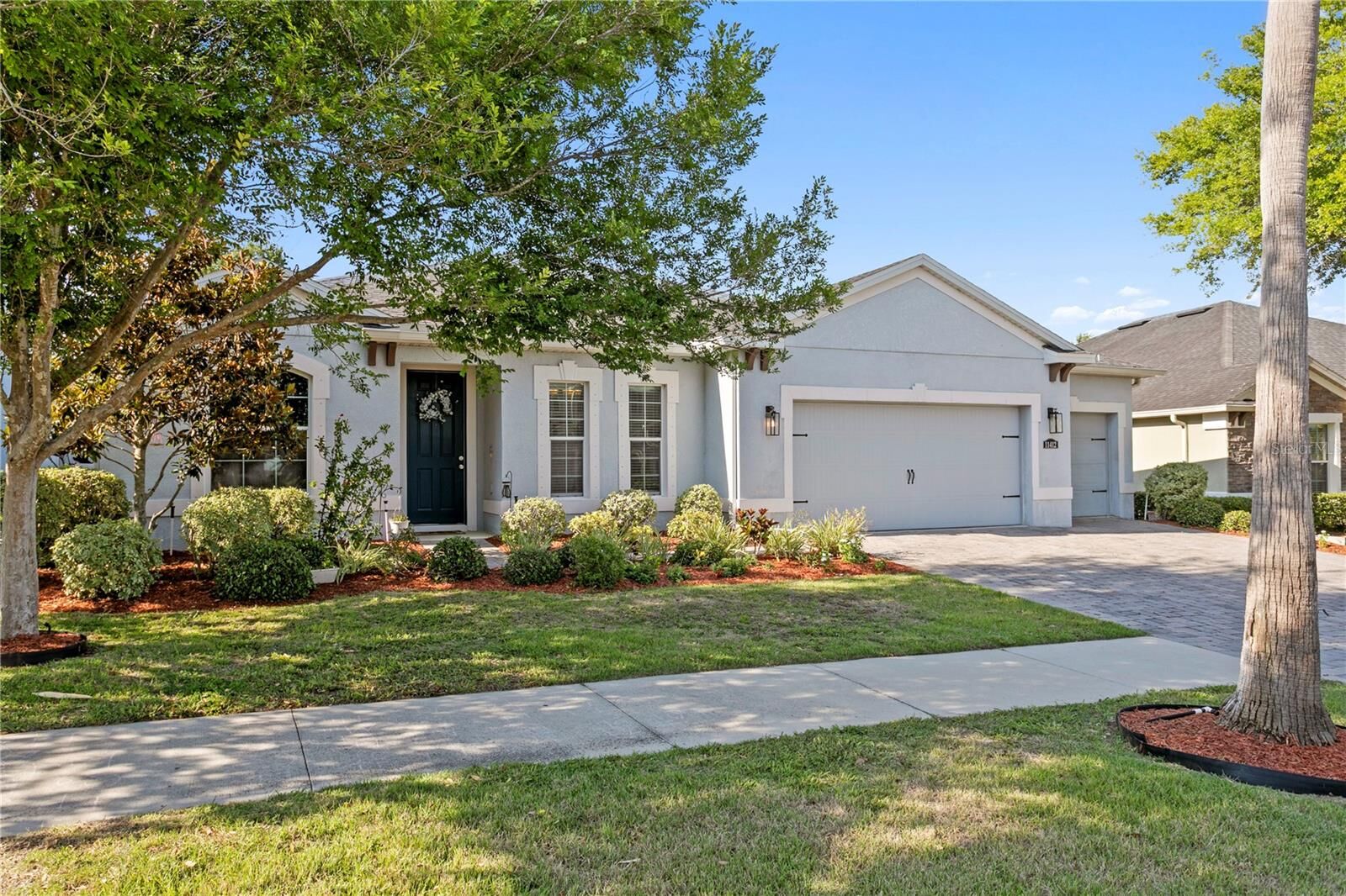 Property Photo:  11412 Lake Lucaya Drive  FL 33579 