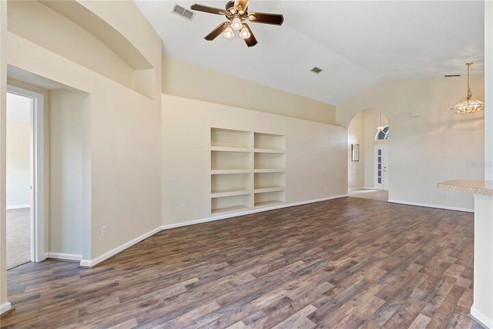 Property Photo: 3103 Merlot Way FL 34714