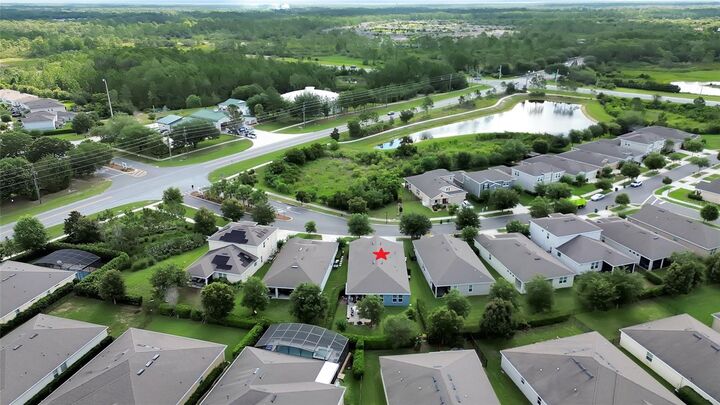 Property Photo:  744 E Victoria Trails Boulevard  FL 32724 