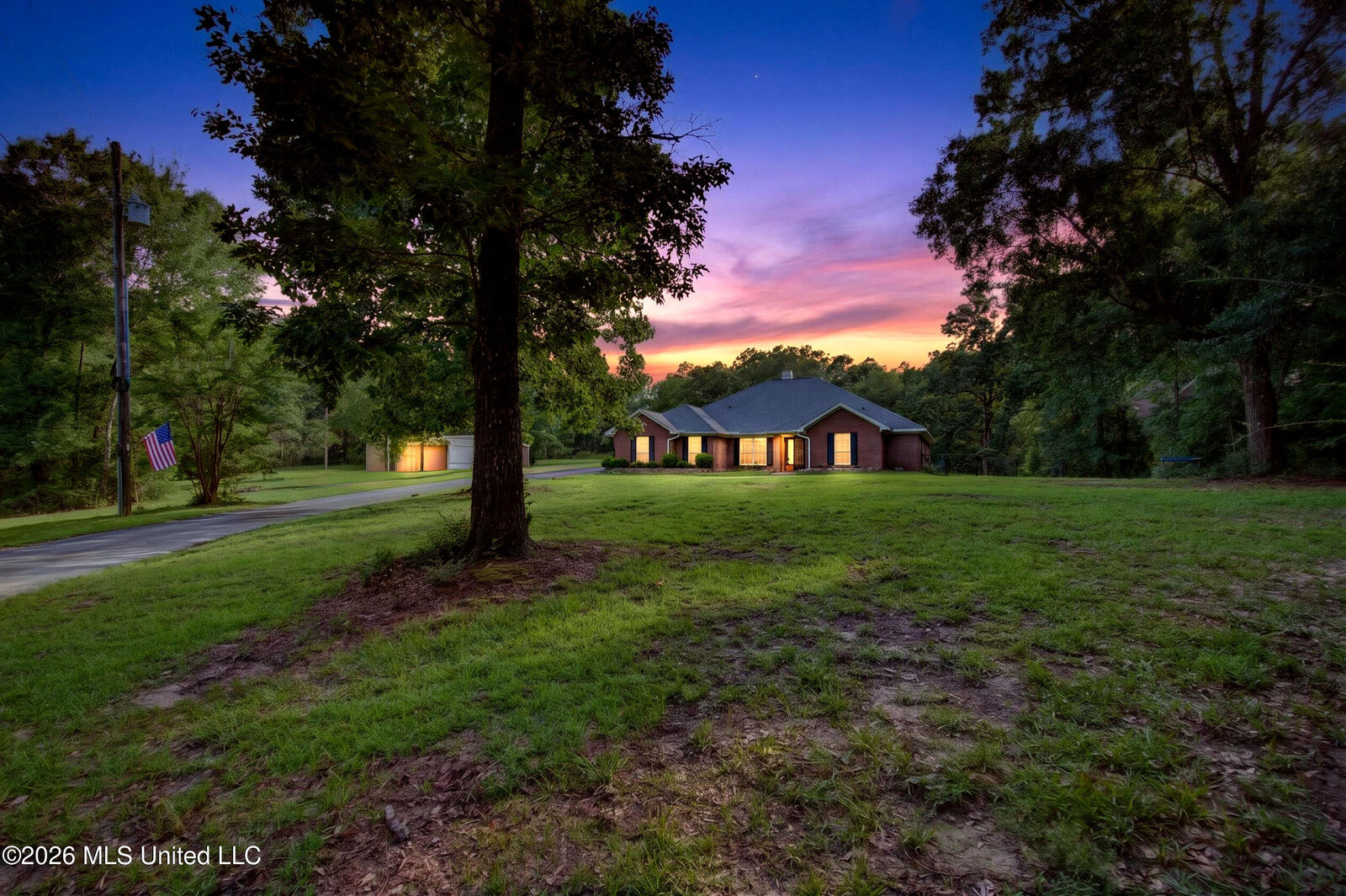 Property Photo:  20201 N Hills Lane  MS 39565 