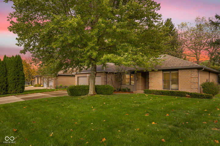 Property Photo:  1141 Pintail Court  IN 47201 