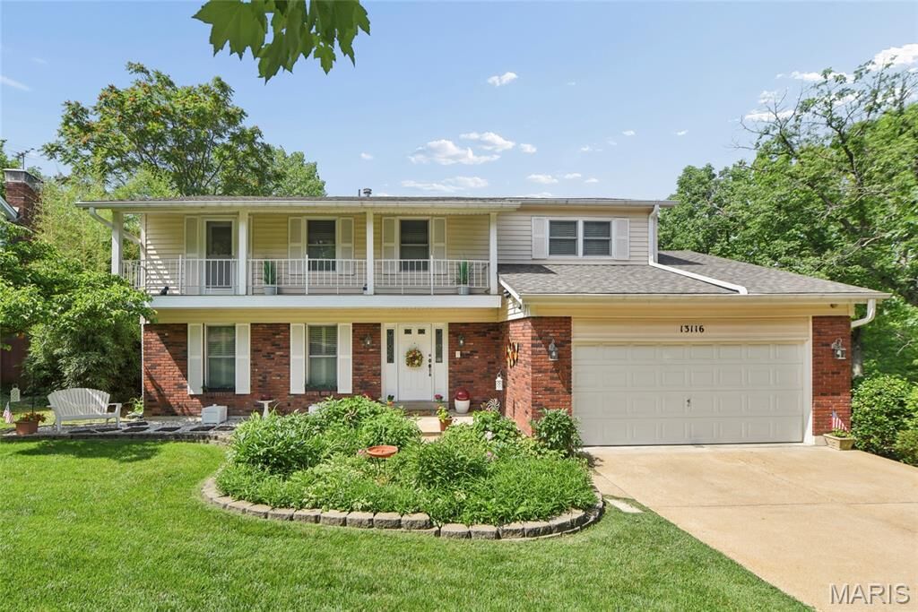 Property Photo:  13116 Huntercreek Ridge Road  MO 63131 