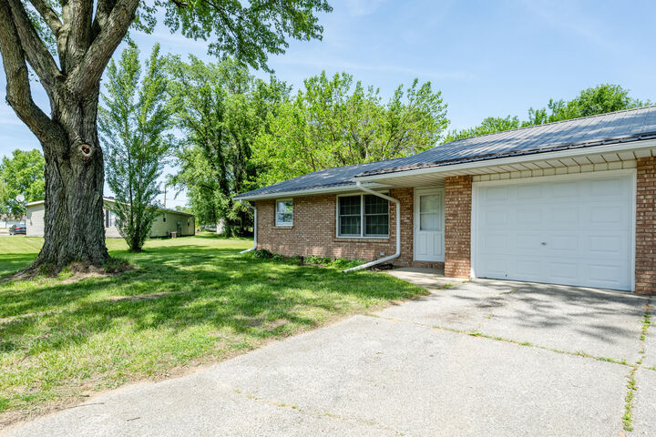 Property Photo:  6834 E Napier Avenue  MI 49022 