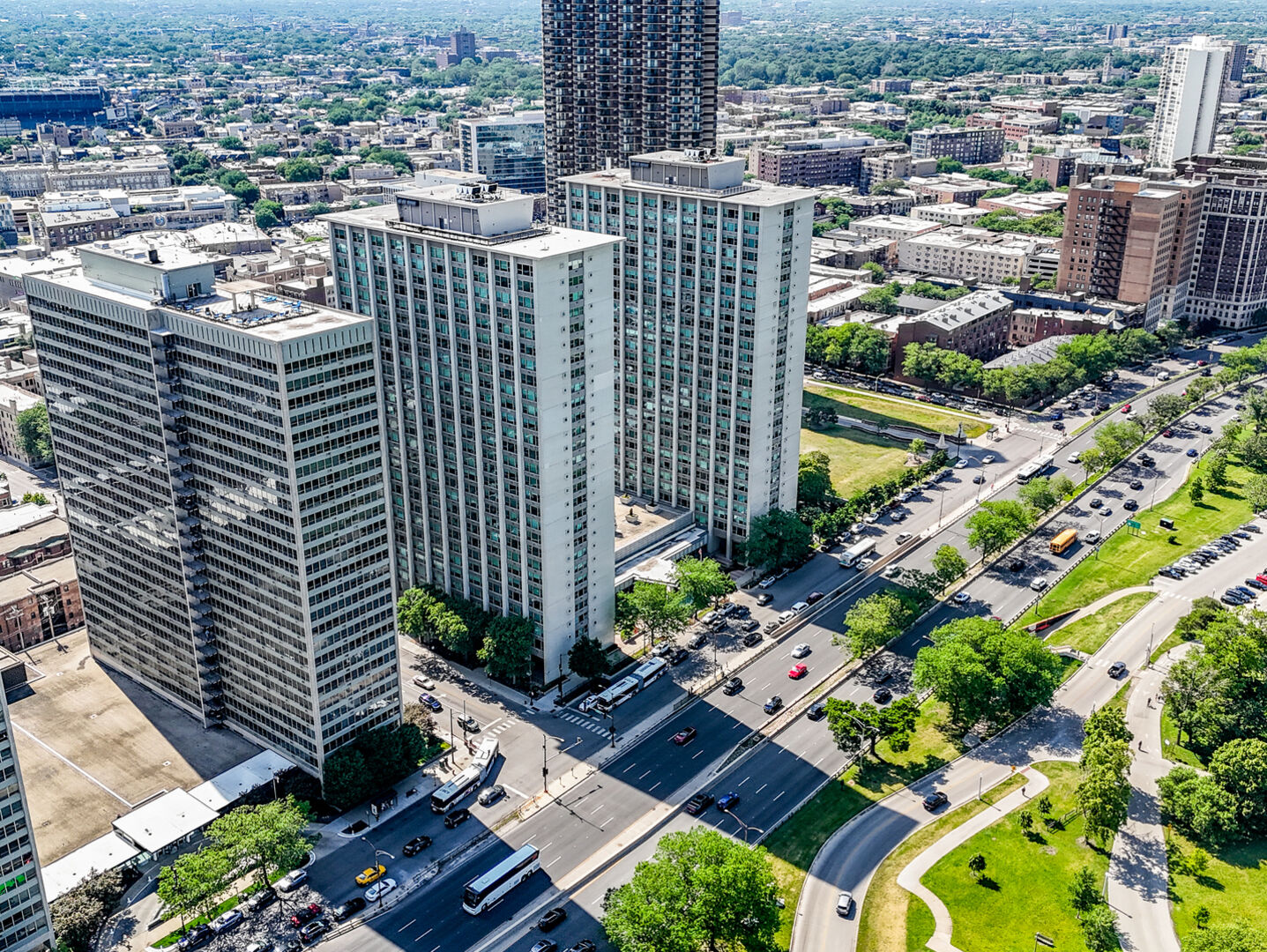 Property Photo:  3600 N Lake Shore Drive 2701  IL 60613 