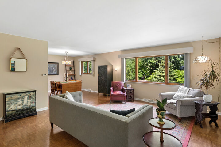 Property Photo: 6601 Macarthur Drive IL 60517