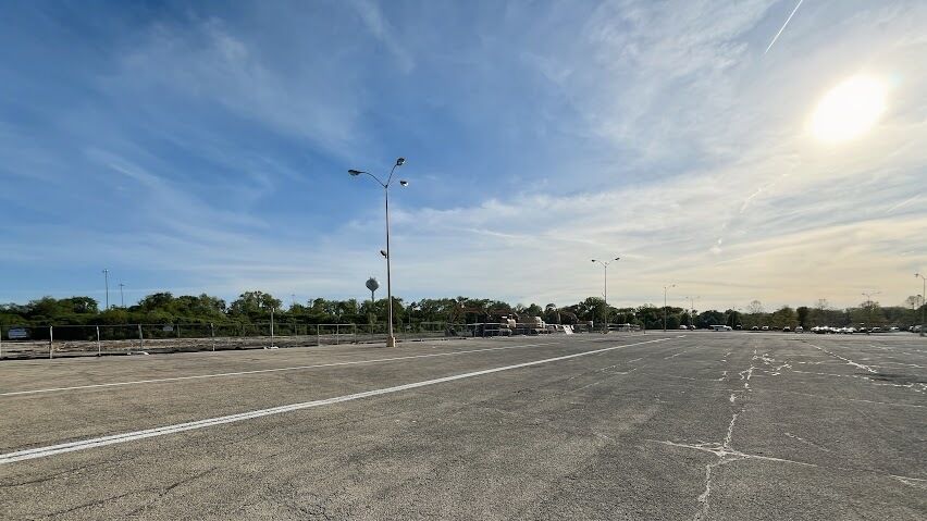 Property Photo:  1500 W Lincoln Highway  IL 60451 