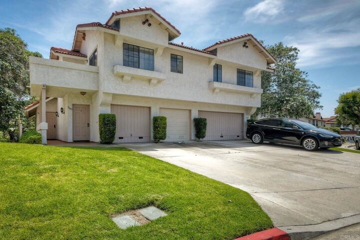 Property Photo: 3045 Corte Trabuco CA 92009