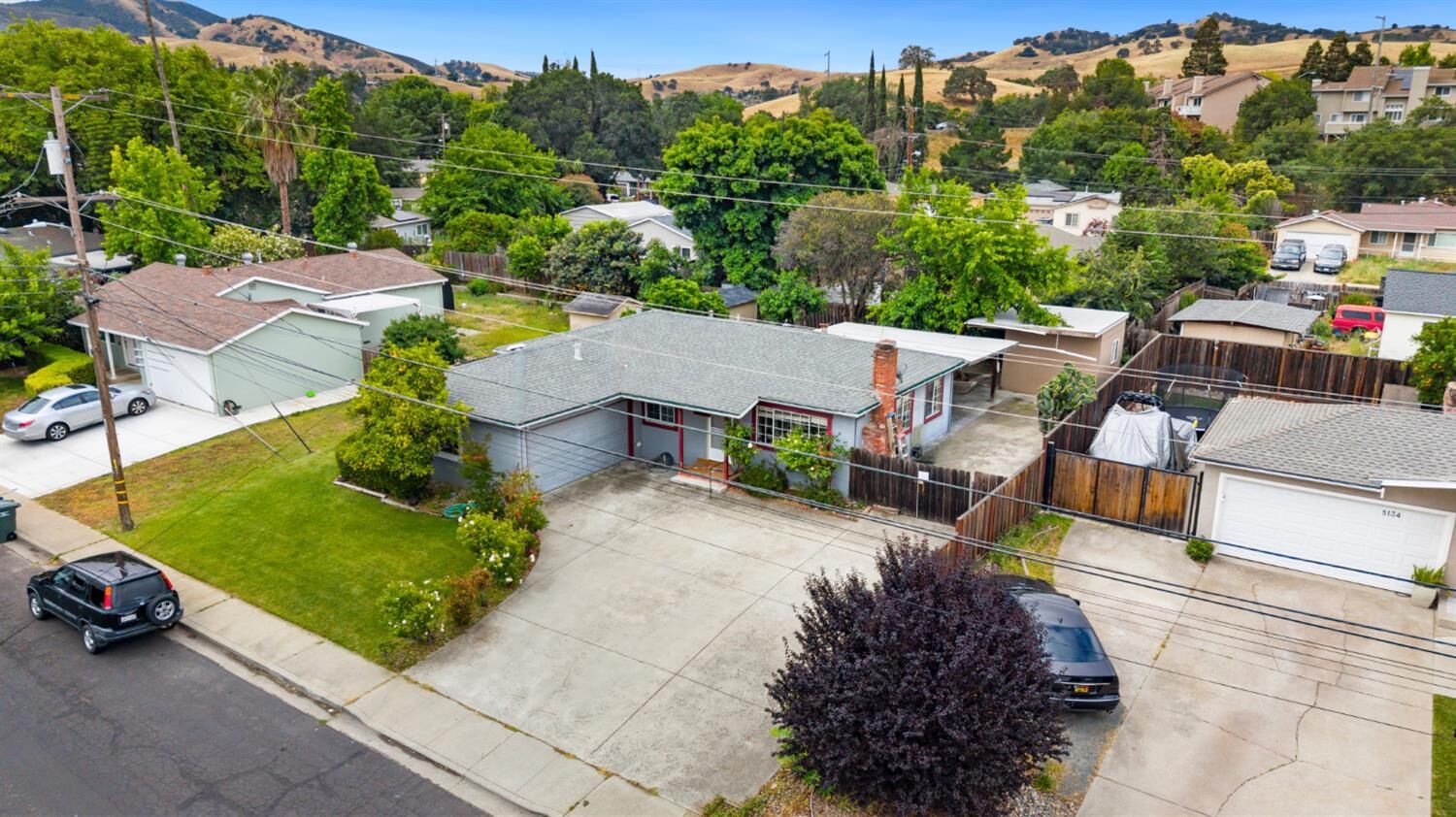 Property Photo:  5140 Black Oak  CA 94521 