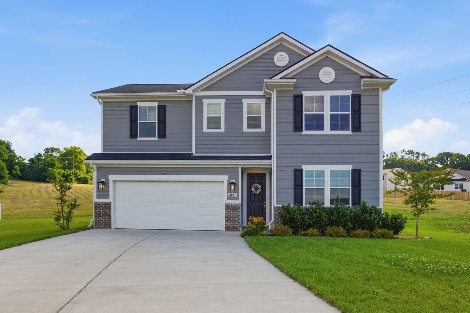 Property Photo: 2002 Moulder Pl TN 38401