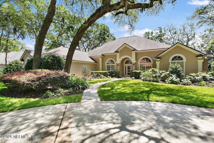 Property Photo: 953 Shipwatch Drive E FL 32225