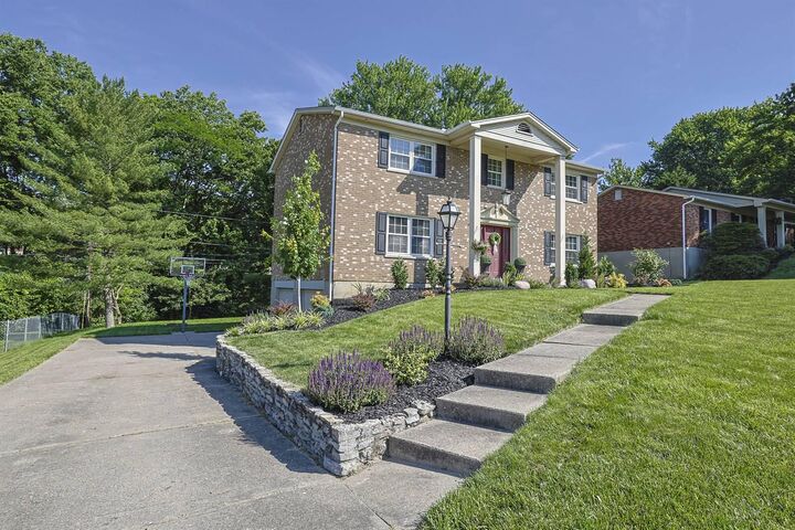 Property Photo: 3142 Royal Windsor Drive KY 41017