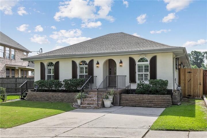 Property Photo:  4113 Harvard Avenue  LA 70006 