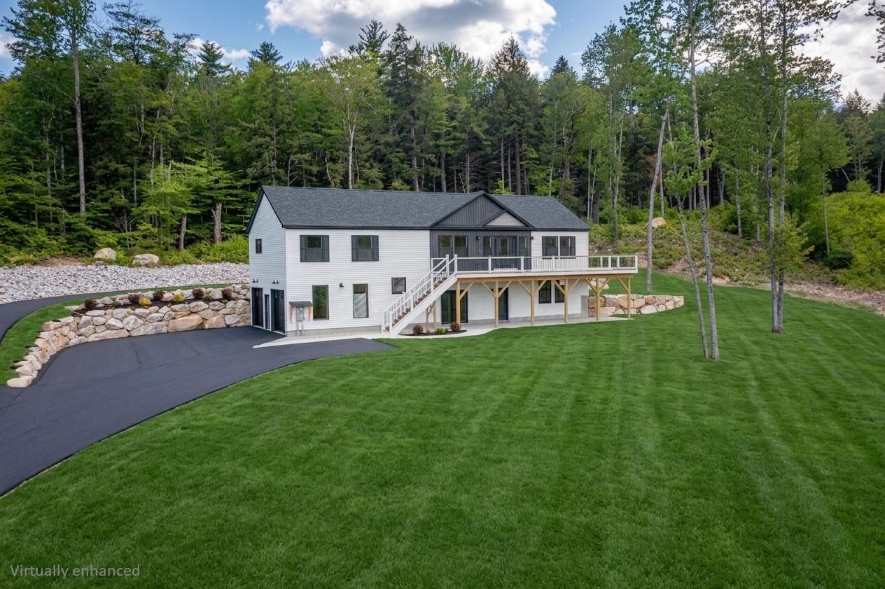 Property Photo: 63 Whipple'S Way NH 03817
