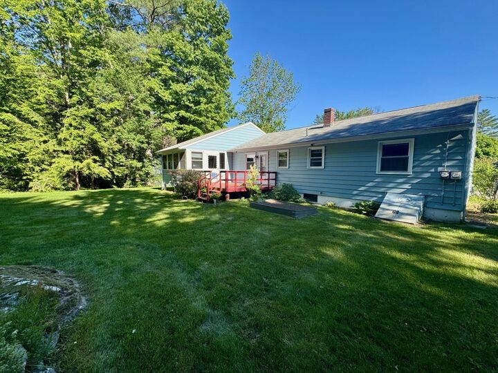 Property Photo:  25 Eastview Road  NH 03431 
