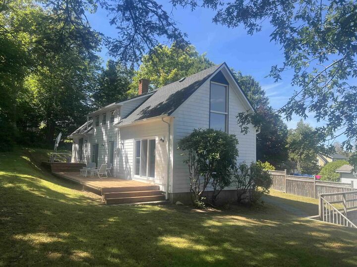 165 King Street — photo 1