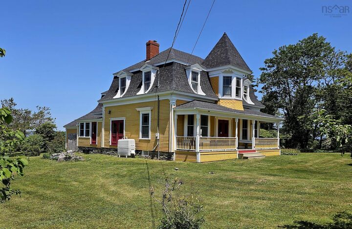 7213 Highway 101 — photo 1