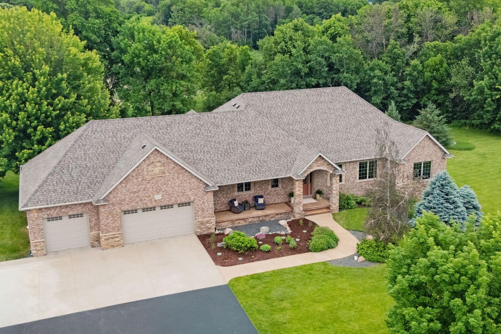 Property Photo:  14480 Tyrol Drive  MN 55379 