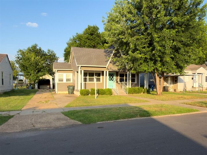 Property Photo: 1809 S 14th Street OK 73018