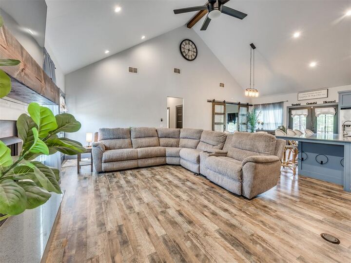 Property Photo:  12035 Old Homestead Trail  OK 73044 