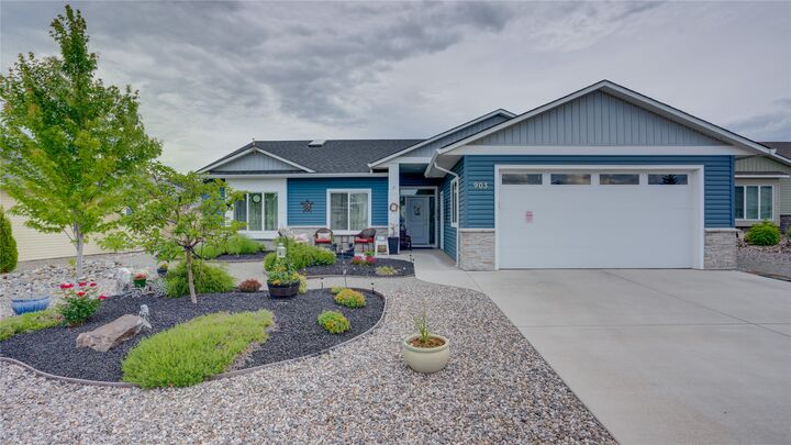 Property Photo: 903 9 Avenue BC V1H 1Z1