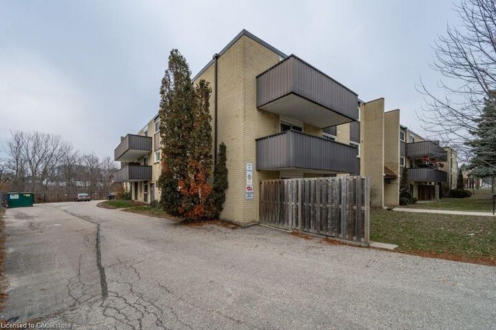 Property Photo:  75 Hazelglen Drive 308  ON N2M 2E2 