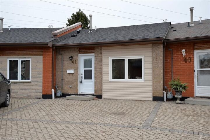 Property Photo: 41 Sister Kern Terrace ON L9B 2M1