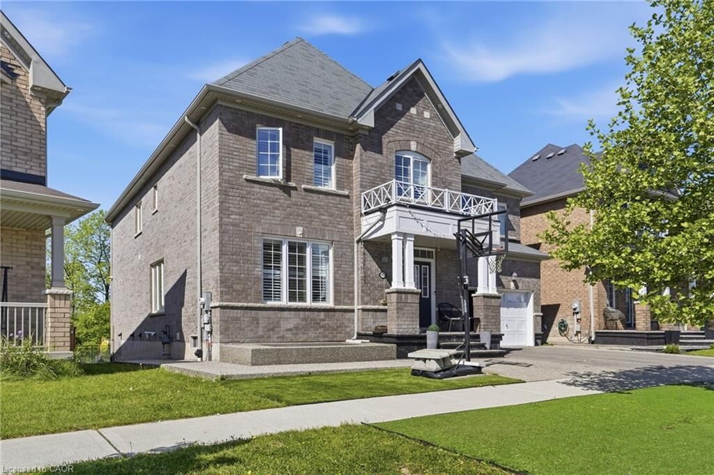 Property Photo:  43 Fleming Crescent Lower  ON N3W 0C3 