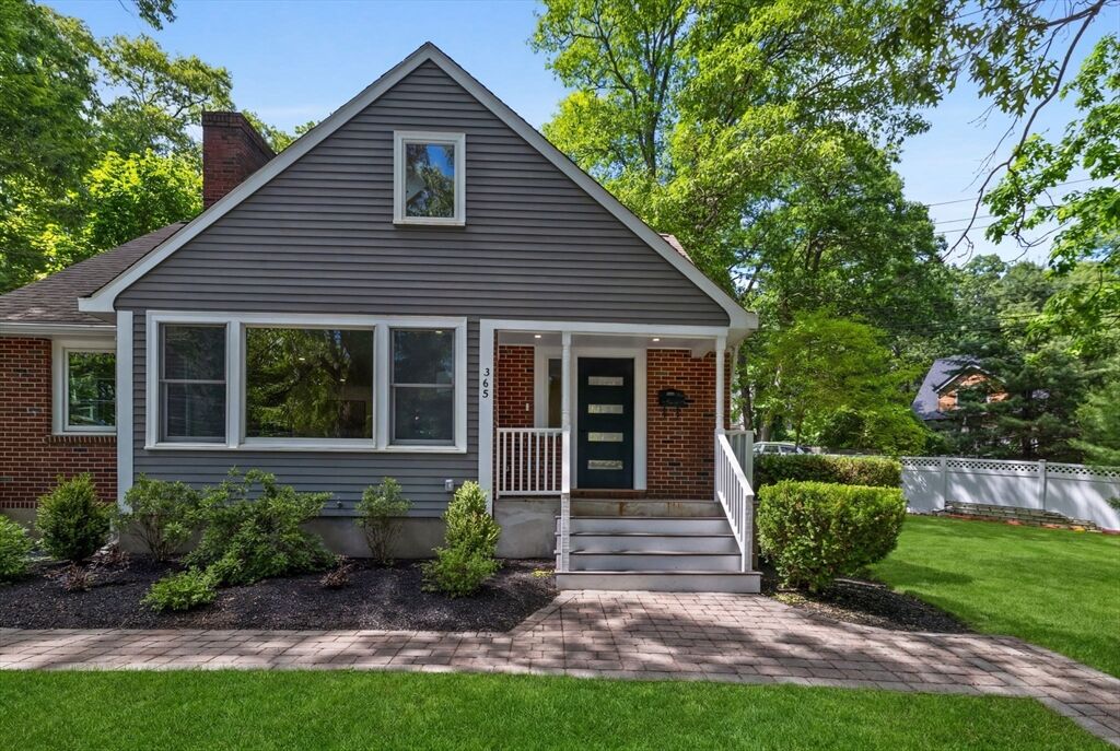Property Photo:  365 Marrett  MA 02421 