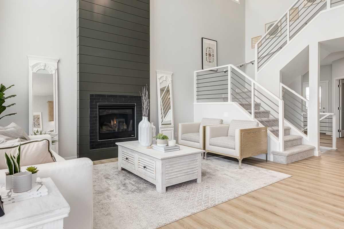 Property Photo:  26 Rodelle Common NW  AB T3L 0N2 