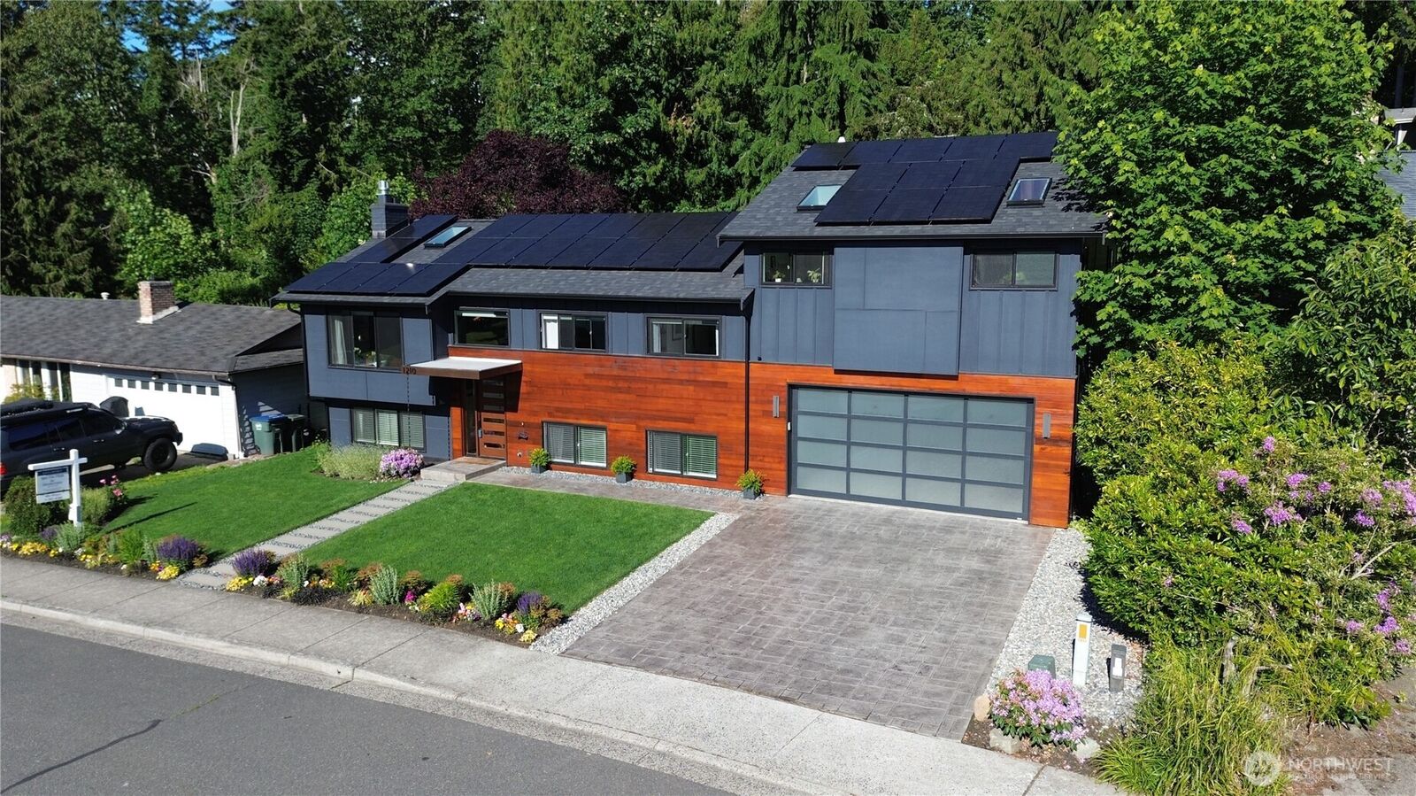 Property Photo:  1210  Kenoyer Drive  WA 98229 