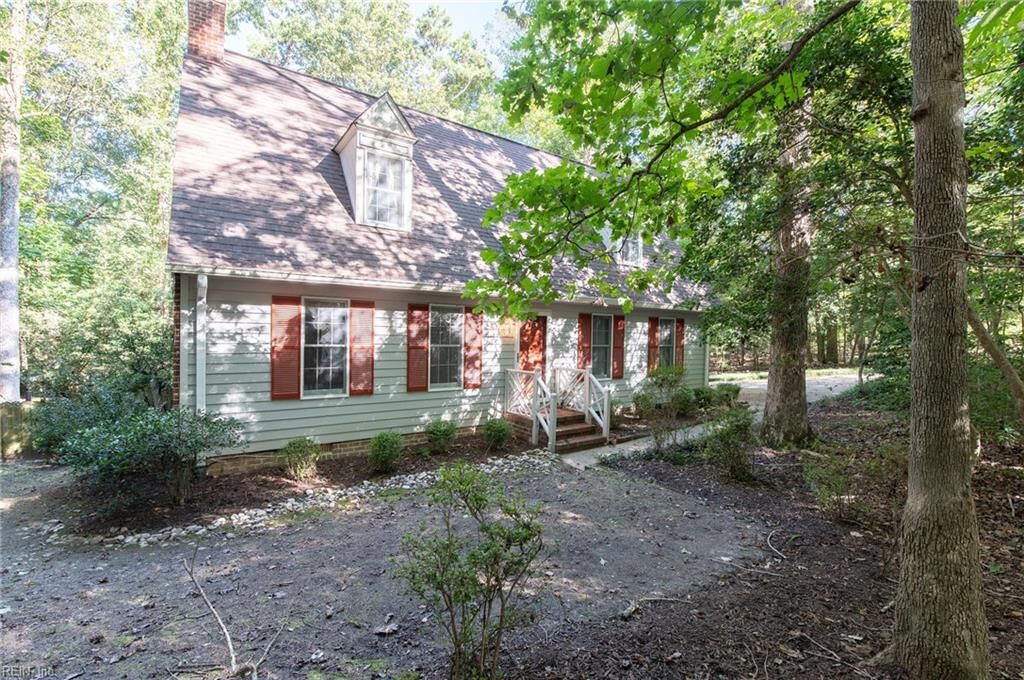 Property Photo:  2 Buford Rd  VA 23188 