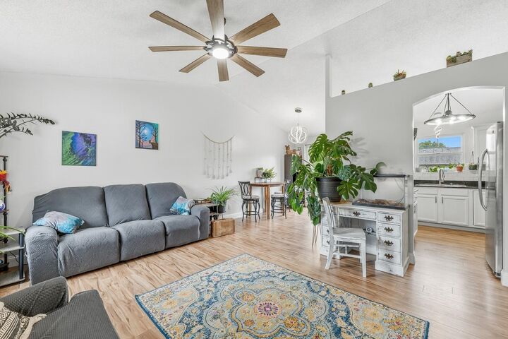 Property Photo: 10509 W Yosemite KS 67215-3001