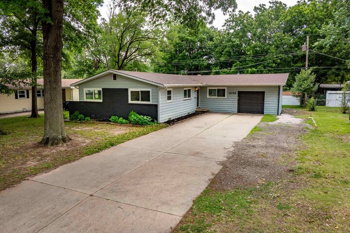 Property Photo: 1653 Montana KS 67042