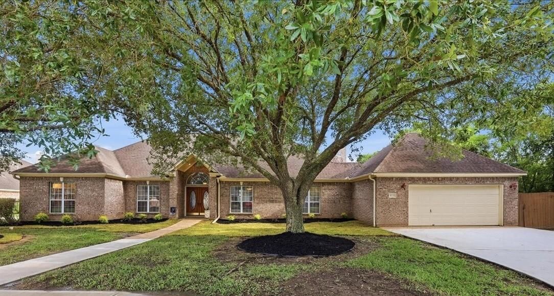 Property Photo: 8135 Medinah Drive TX 77707