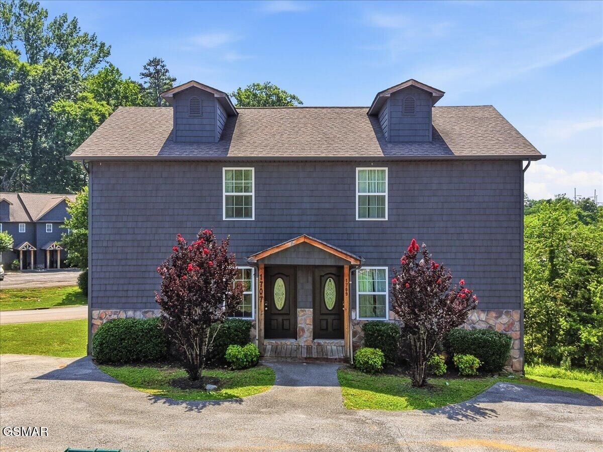 Property Photo: 1707 Willow Trace Court TN 37862