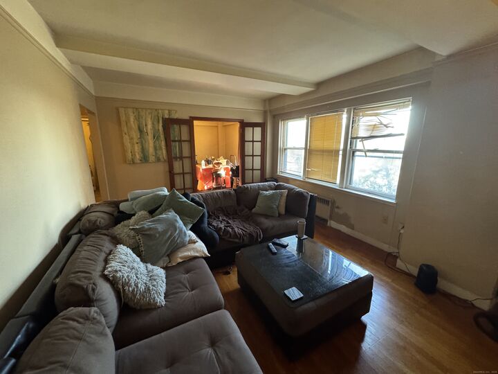 Property Photo:  230 Farmington Avenue D8  CT 06105 