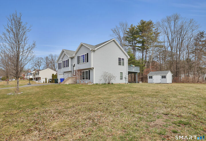 Property Photo:  8 Callahan Lane  CT 06118 