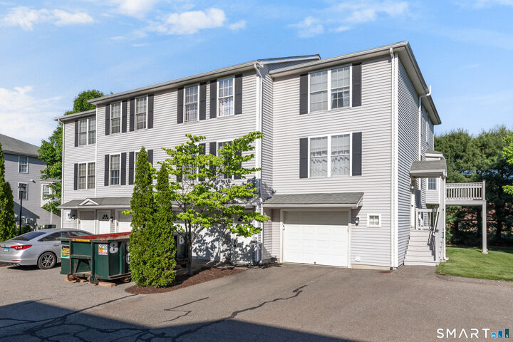 Property Photo: 1 Catherine Court B CT 06492