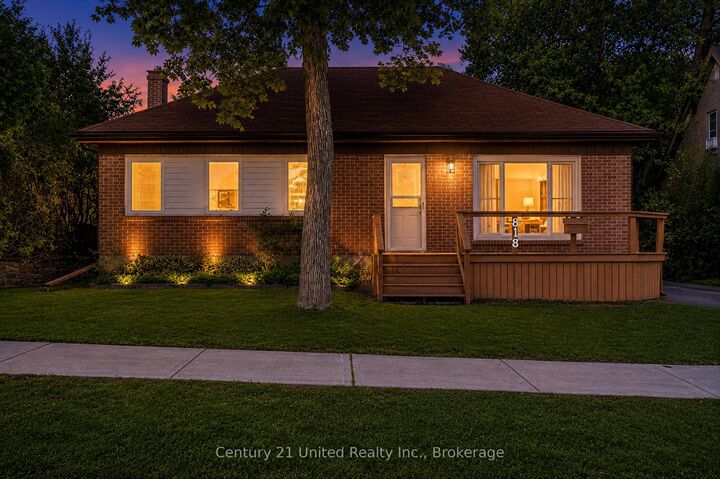 Property Photo: 818 Rishor Crescent ON K9H 5C7