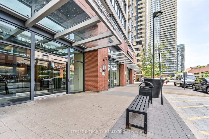 Property Photo: 2212 Lake Shore Boulevard W 2001 ON M8V 0C2