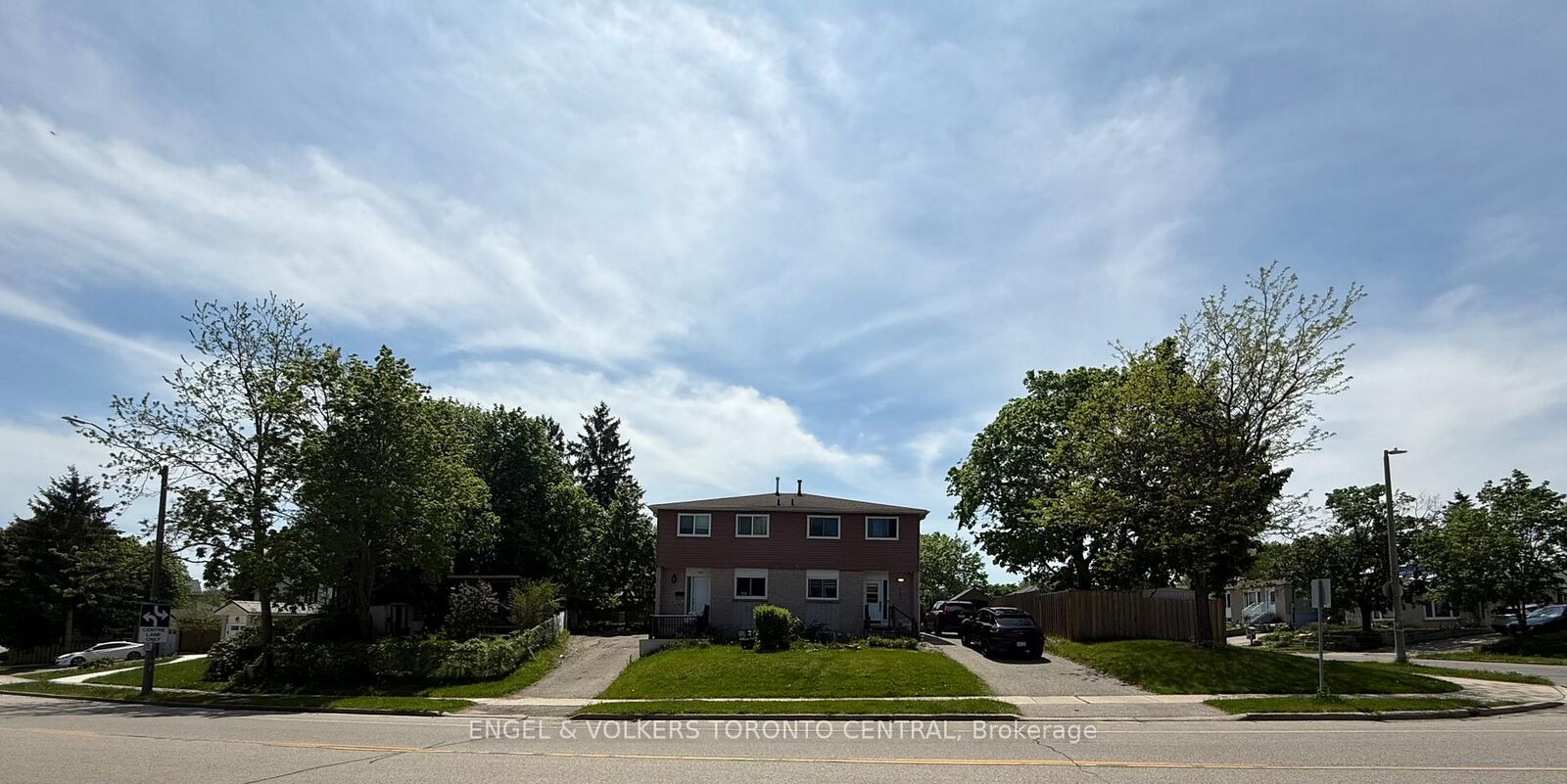 Property Photo: 687 College Avenue W ON N1G 2Y2